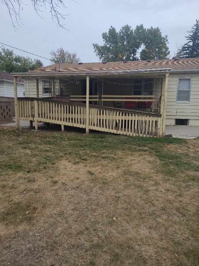 Building Photo - 2985 Kelley Dr