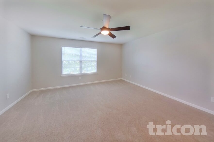 Building Photo - 9626 Rothman Ln