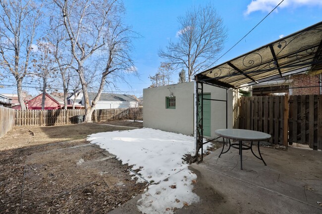 Building Photo - Beautiful Home in Platte Park