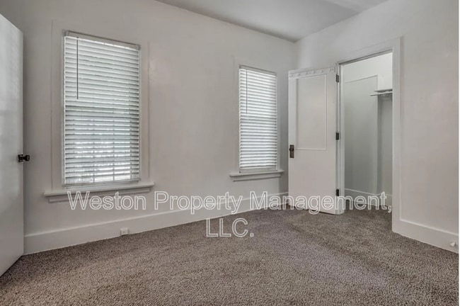 Building Photo - 1428 NW 45th St