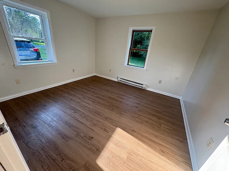 Building Photo - 6 Graves St