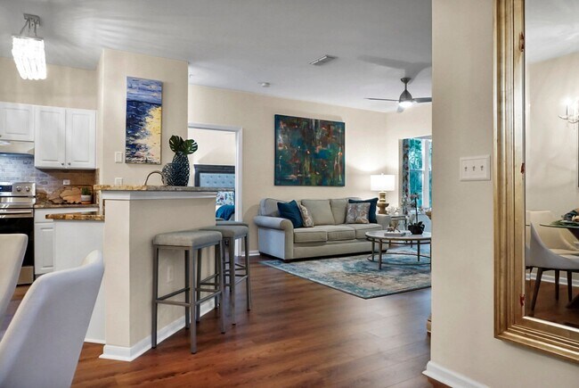 Entrance view Bar Stools - 60 Fenwick Hall Aly