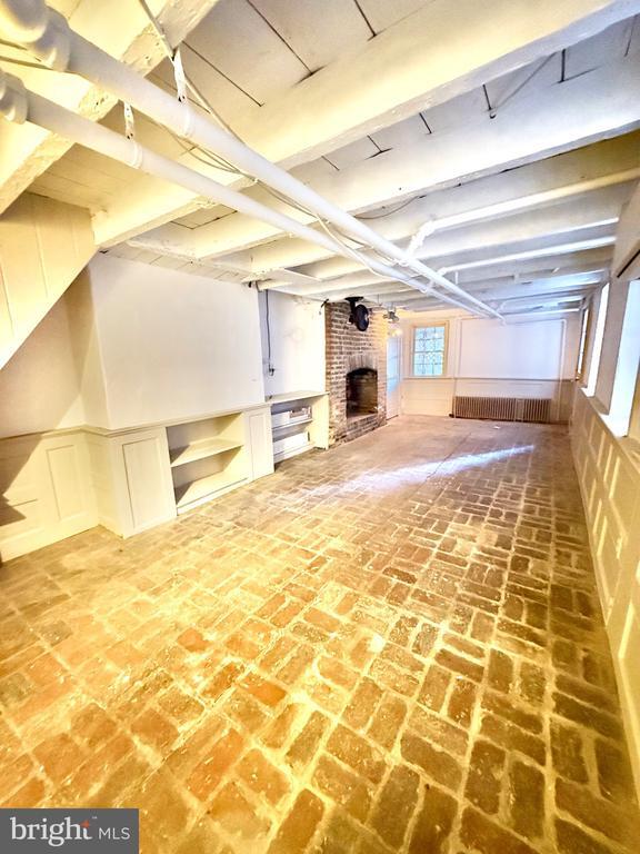 Building Photo - 119 Prince St