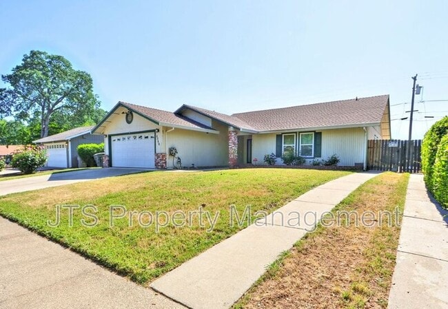 Building Photo - 6069 Kingwood Cir