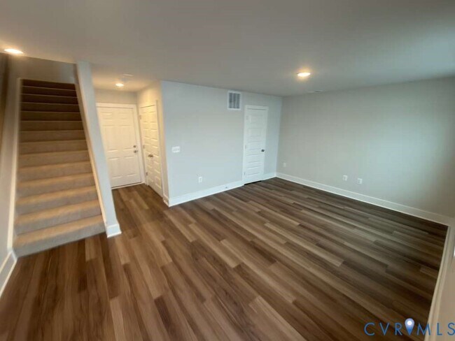 Building Photo - 9935 Golden Trout Ln