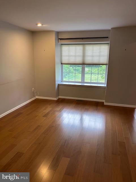 Building Photo - 3002 Gramercy Way