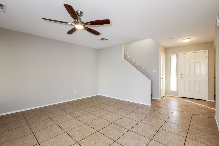 Building Photo - 12334 W Rosewood Dr
