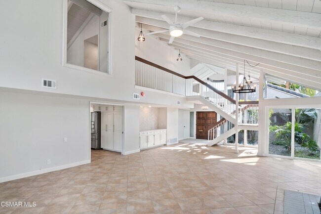 Building Photo - 1433 Eastwind Cir