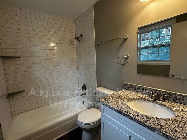 Building Photo - 4565 Rockdale Ct