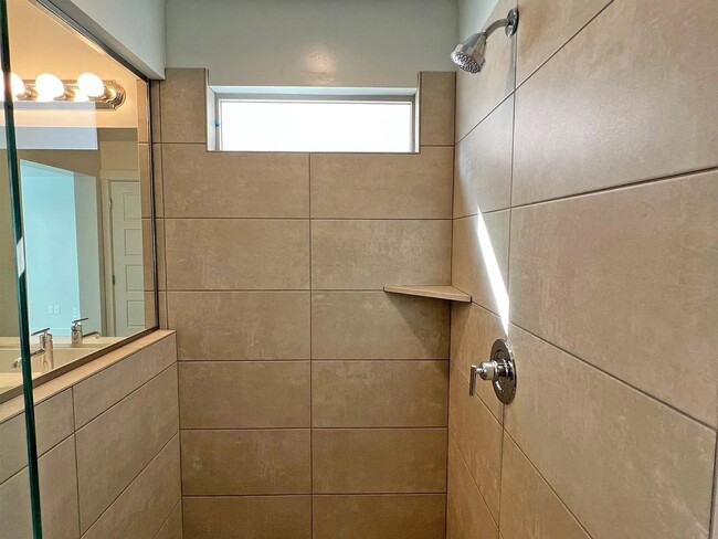 Building Photo - 4104 Phobos Ln