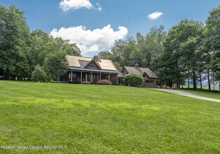 Building Photo - 250 Indian Lake Rd
