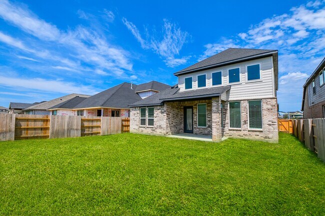 Building Photo - 7711 Pale Petunia Trl