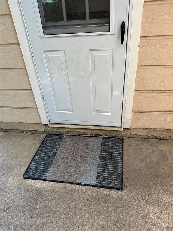 Building Photo - 4503 Clawson Rd