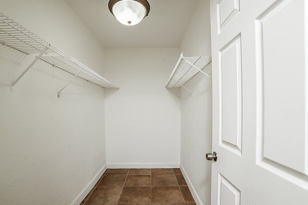 Building Photo - 16401 NW 21st Ave