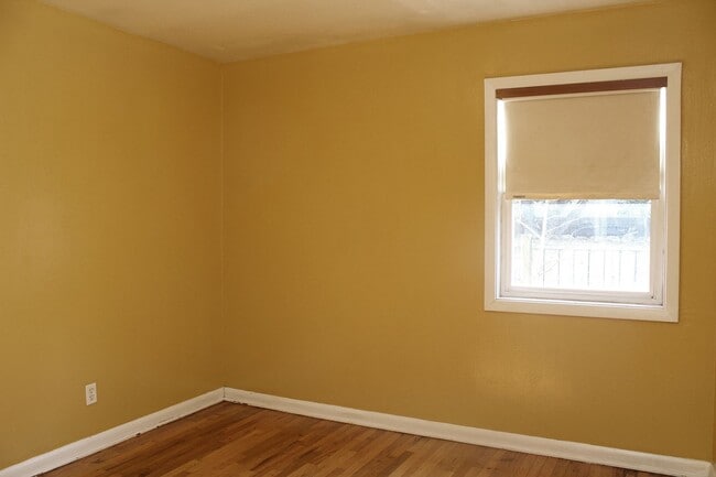 Building Photo - 4728 SE 92nd Ave