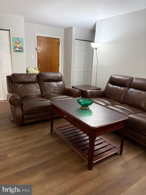 Building Photo - 7 Rockford Rd