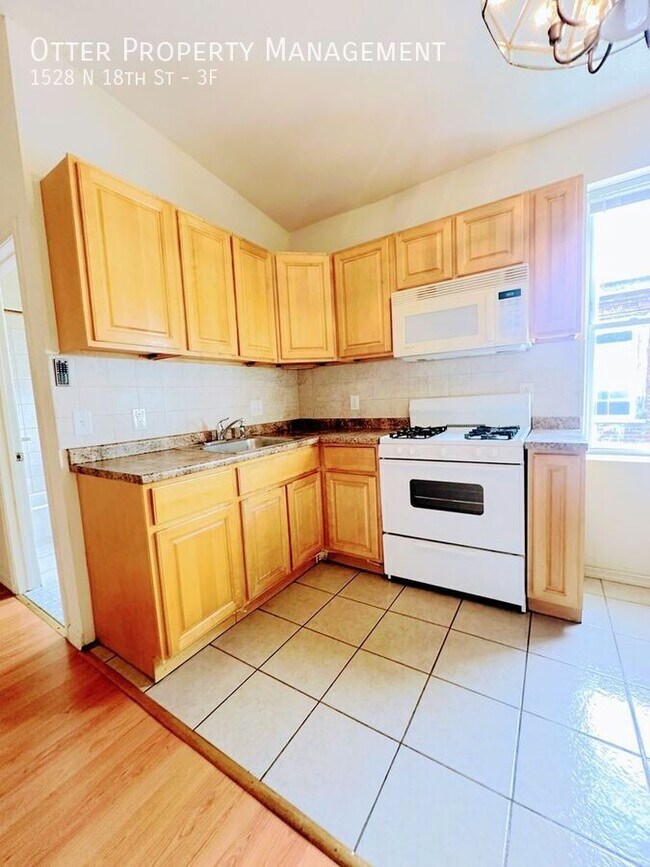 Building Photo - 1528 N 18th St