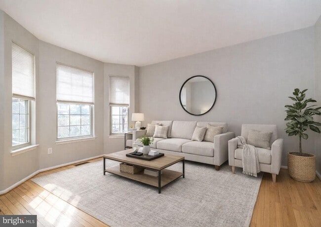 Building Photo - 5128 Barness Ct