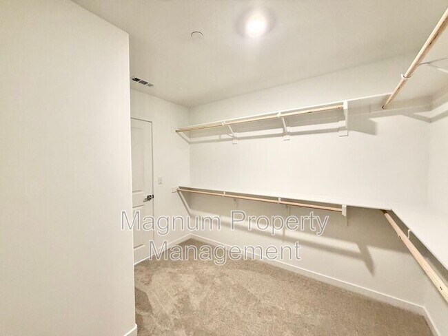 Building Photo - 31404 Lolite Dr