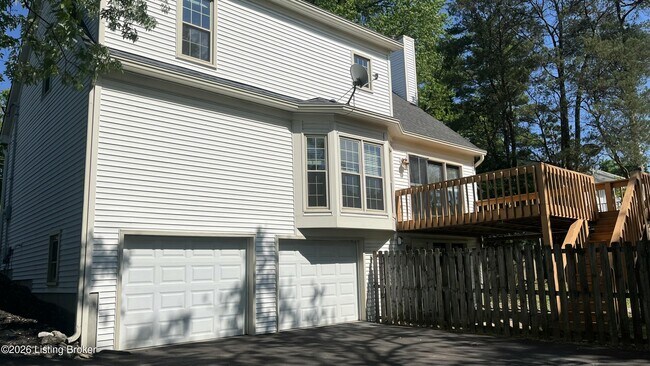 Building Photo - 402 Trinity Hills Ln
