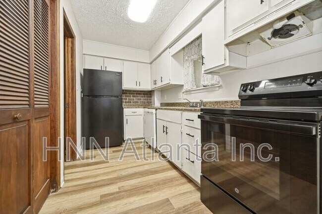 Building Photo - 8664 N Anna Way