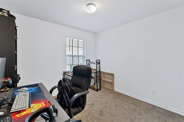 Building Photo - 717 Rawhide Way