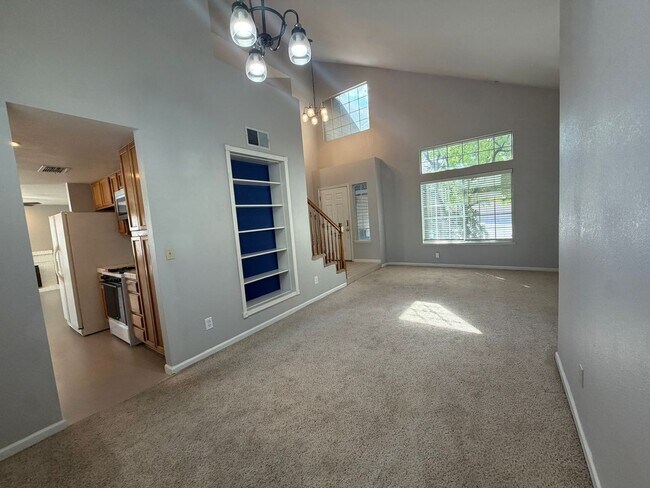 Building Photo - 8420 Oak Flat Way