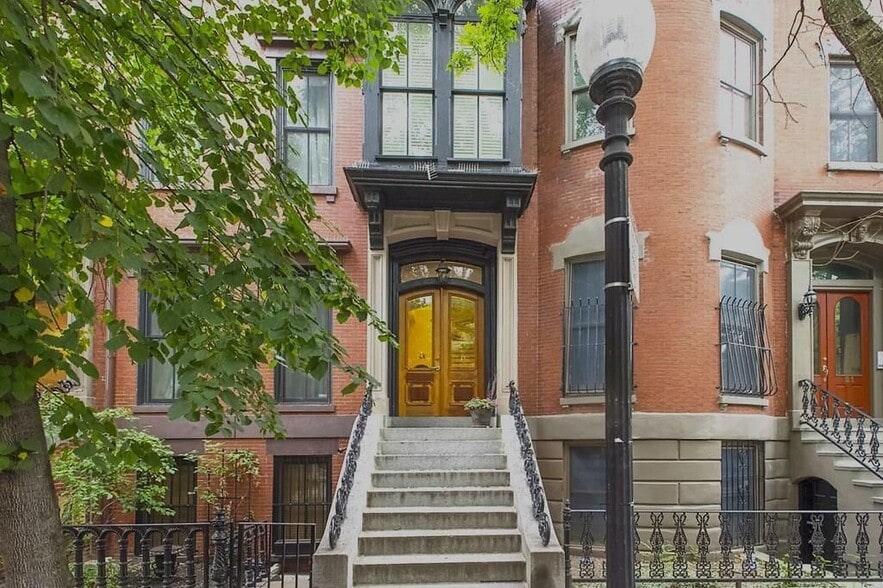 Primary Photo - 2 Worcester Sq