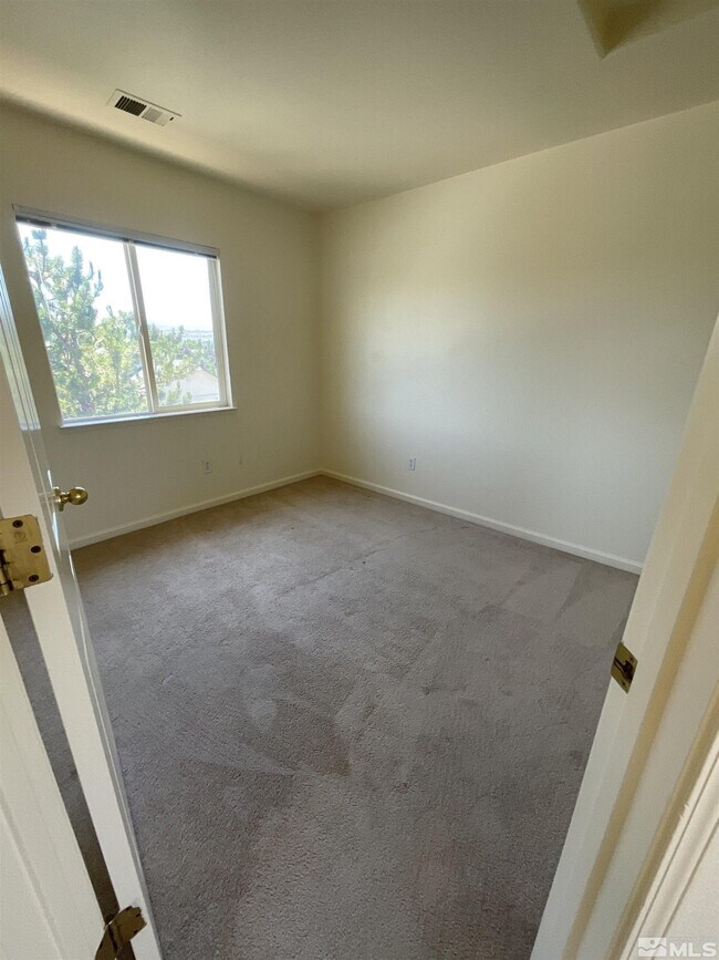 Building Photo - 5707 Rainier Peak Dr
