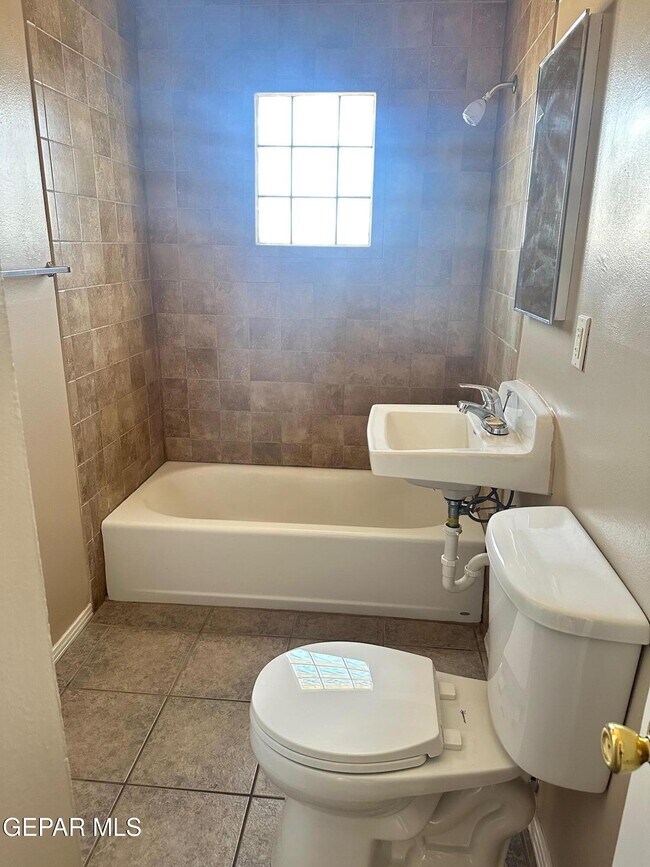 Building Photo - 8308 Mt Ranier Dr