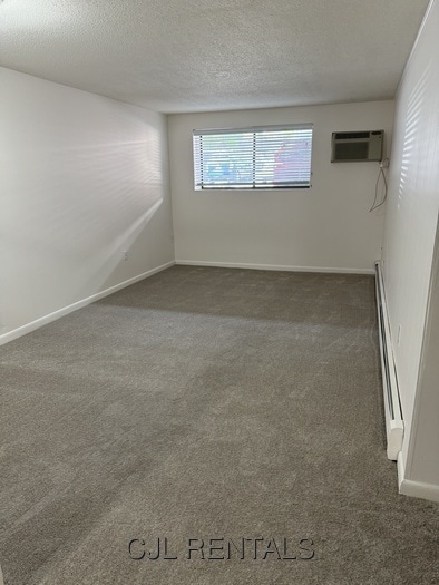 Building Photo - 71 Montvale Ave