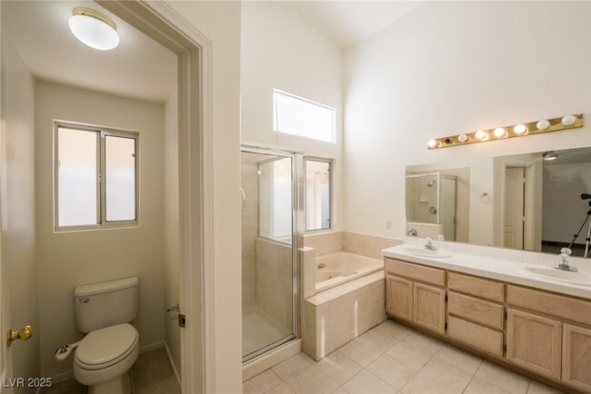 Building Photo - 682 Ladywood Ln