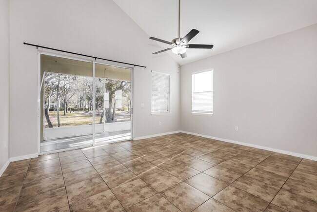 Building Photo - 11910 Old Tuscany Pl