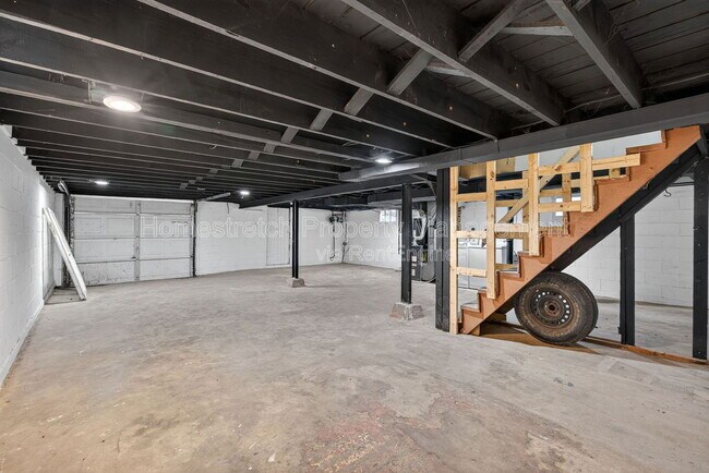 Building Photo - 7137 Garesche Ave