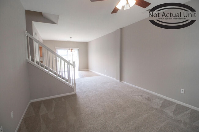 Building Photo - 5000 Derby Ridge Dr