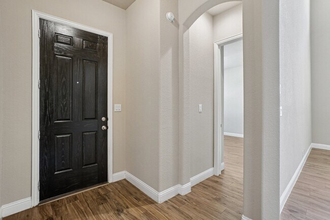 Building Photo - 7305 Rockford Ct