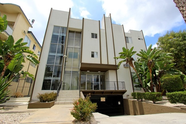 Building Photo - 1731 N Normandie Ave