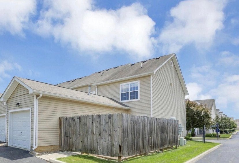 Building Photo - 120 Gifford Rd