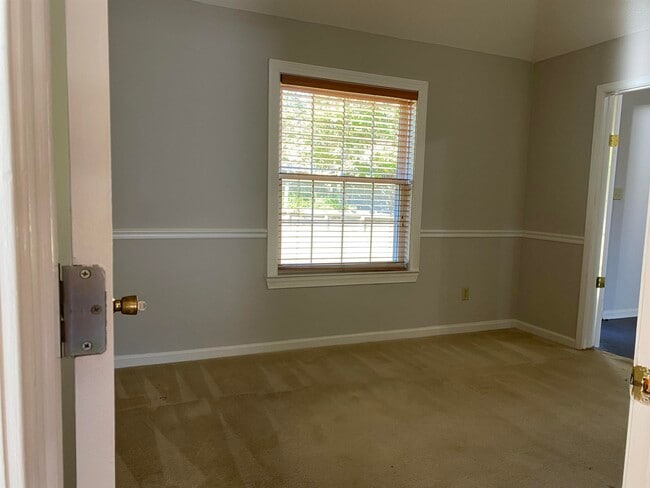 Building Photo - 8276 Red Creek Dr