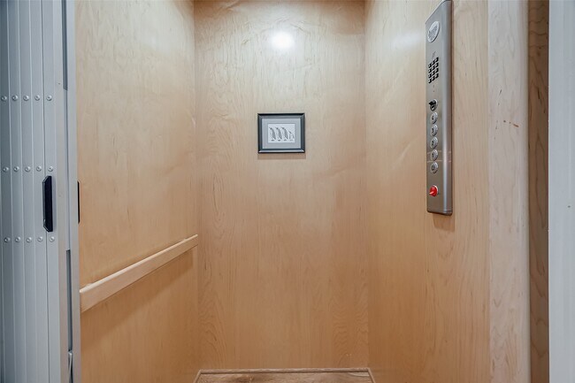 Building Photo - 5213 Feagan St