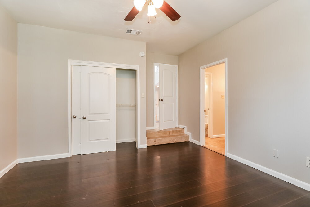 Building Photo - 6637 Queensclub Dr