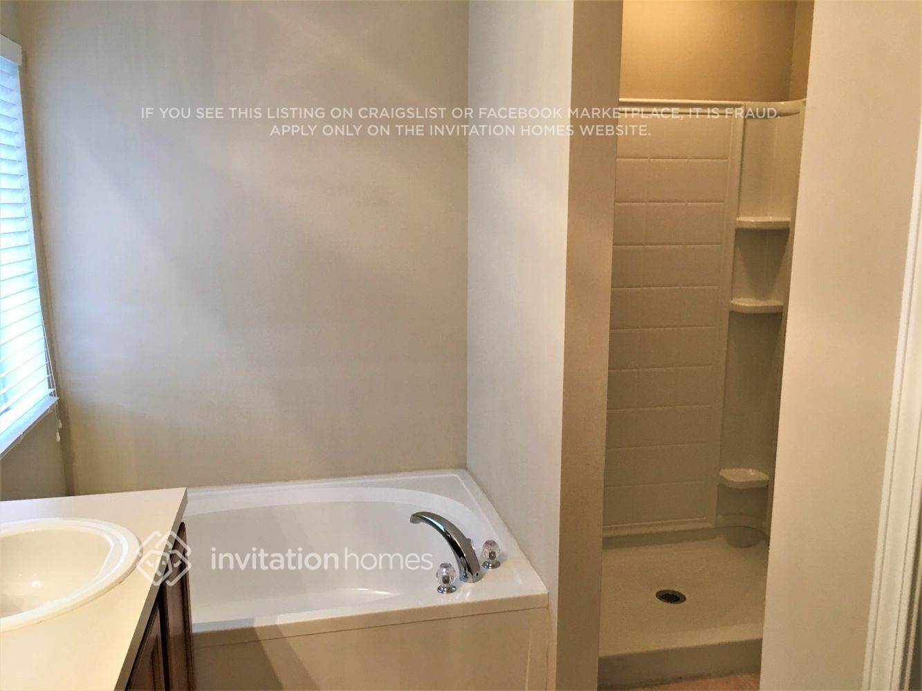 Building Photo - 4011 Pebble Brooke Circle South