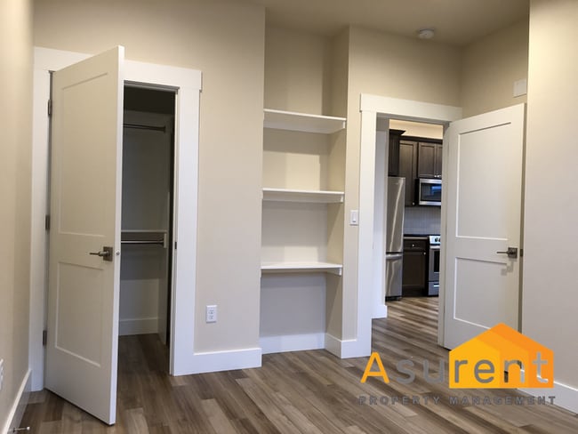 Building Photo - Cute Cottage in Railroad District of Ashland