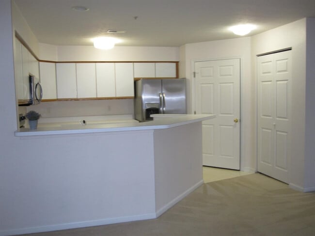 Building Photo - 1419 Millbrook Trail