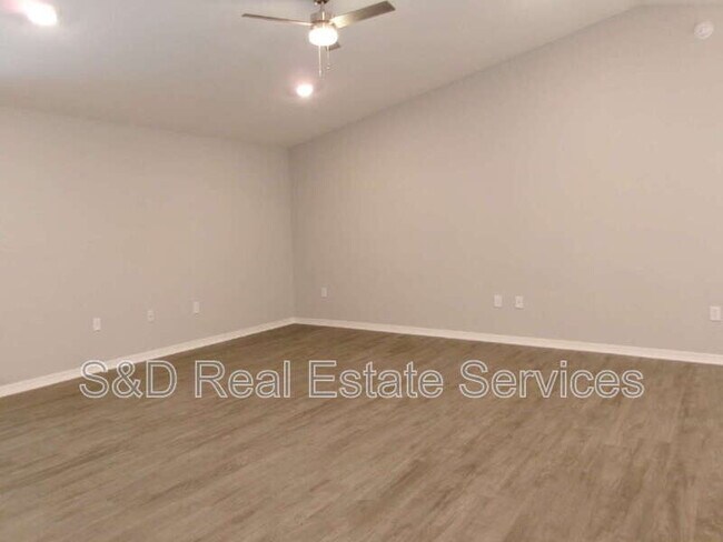 Building Photo - 1247 Mezzavalle Wy