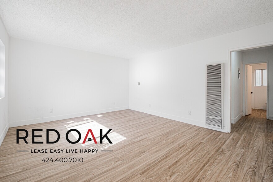 Building Photo - 663 W 13th St