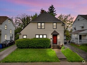Building Photo - Single Family Home