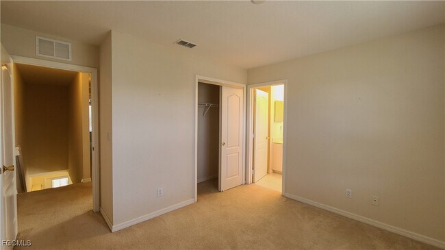 Building Photo - 1392 Weeping Willow Ct