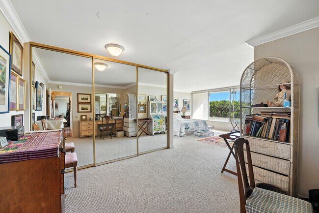 Building Photo - 32735 Seagate Dr