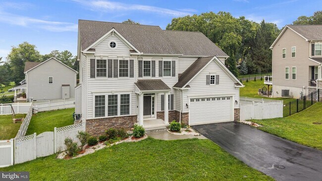 Building Photo - 945 Kayley Dr